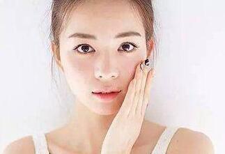 妹子们的未解之谜 敷完面膜要洗脸吗？