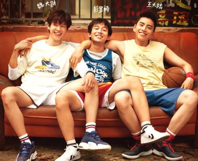 彭昱畅新戏 看到演员阵容 这下说啥都要去电影院了