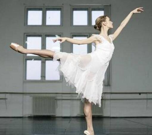 男人真正喜欢一个人 就会有这几种真实的表现 超甜！