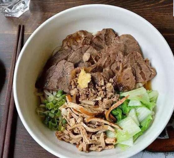 黄渤的面馆35元一碗  端上来后网友闭嘴了