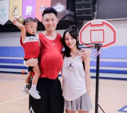 张嘉倪 一定要和把你宠成小孩子的人谈恋爱