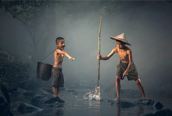 晚上做梦梦见抓鱼 是有什么含义？