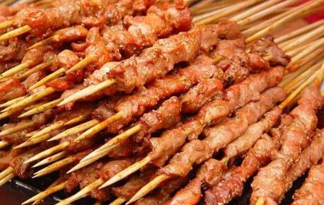 教你腌制羊肉串的两种方法 香味扑鼻 简单又好吃