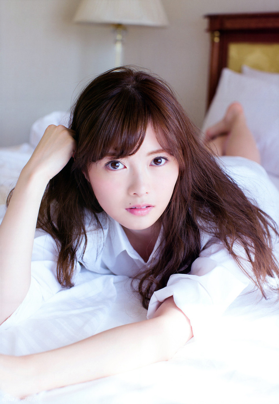 美妇在男人胯下哀求|光着身子让表舅无情的折腾