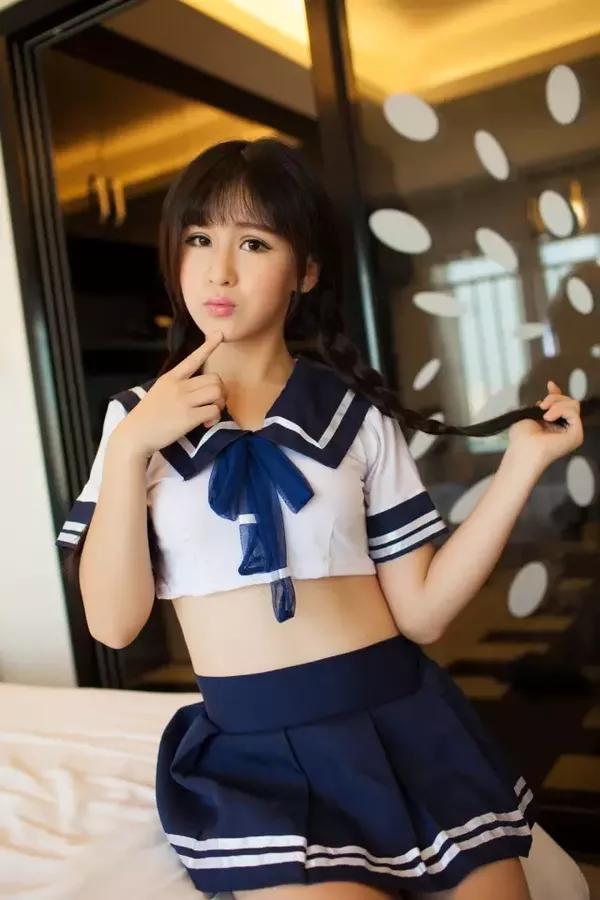 噗嗤噗嗤好涨太深了_李悦的感觉越来越强烈