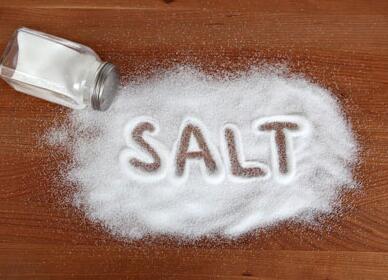 长期吃太咸的危害大但盐吃得越少，死亡率越低？