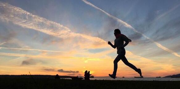 这样跑步对身体好 跑步的最佳时间是什么时候？