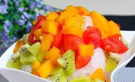 水果捞里面的奶是什么奶 怎么自制水果捞