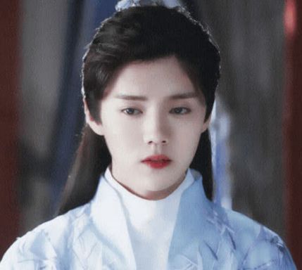 鹿晗《向往3》路透照曝光 不料被手上一物抢镜 晓彤看了怎么想