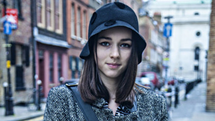 黑白渔夫帽应该怎样去搭配