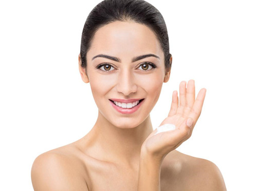 脸被太阳晒黑了怎么办 吃什么合适