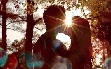 教你9招激发他醋意化暧昧为追求 告别磨磨唧唧的暧昧