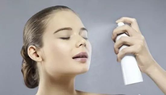 皮肤保湿小技巧 掌握这几点让你水润一整天