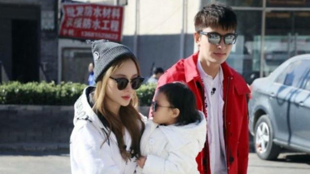 贾乃亮李小璐力破谣言 疑似已和好如初