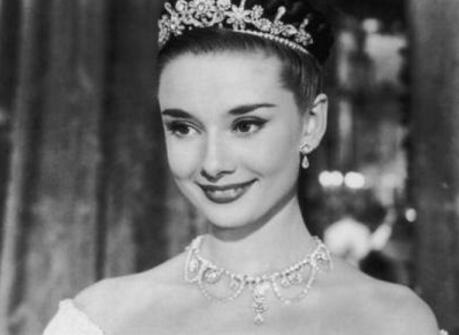 背上长痘痘的原因 日常如何修护