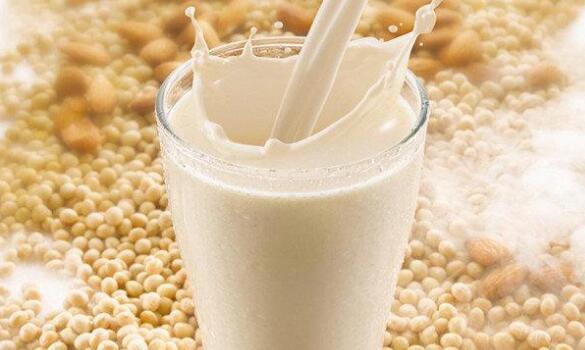 豆浆的功效与作用 哪些人不适合喝豆浆呢？