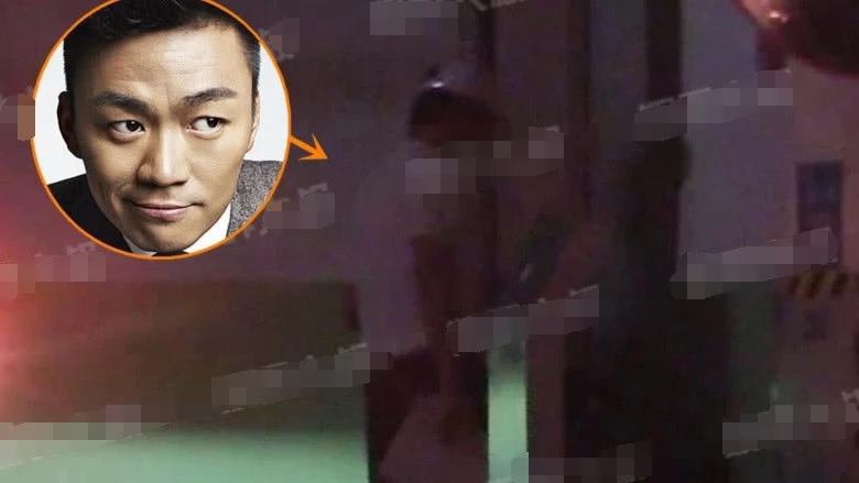 王宝强为何状态憔悴情绪失控用脚踢开门