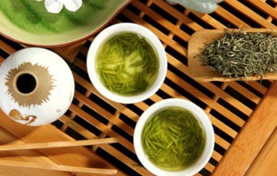 长期喝绿茶有好处 每天喝多少绿茶才有健康效应？