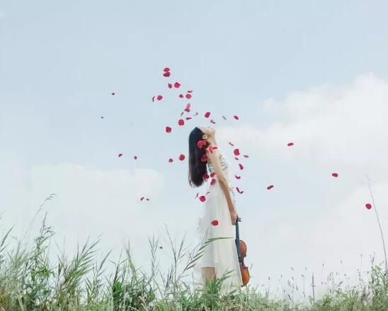 听说你还单身着呢 到底是什么原因呢