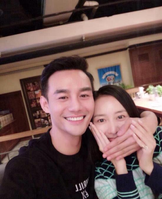 王鸥王凯疑似恋情曝光  两人深夜聚餐