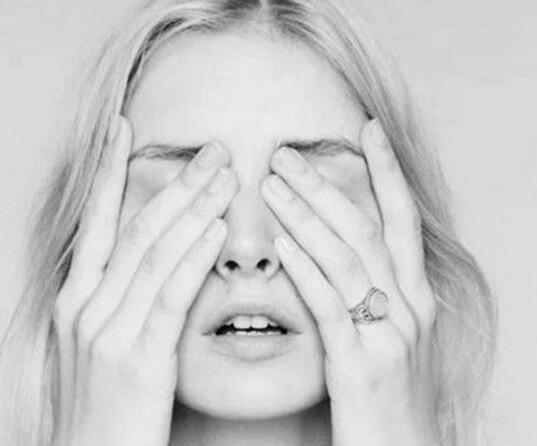 教你怎样看出一个女生是不是喜欢你