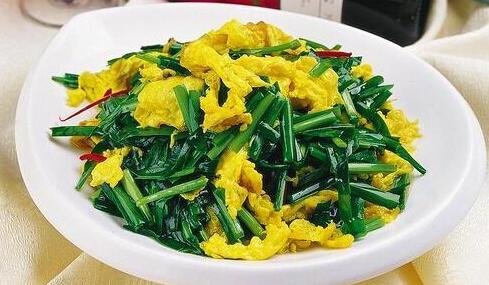 经常吃“韭菜鸡蛋” 对身体有何好处 当两者相遇 有何优势？