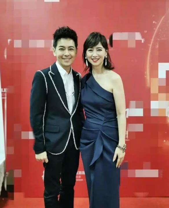 50岁翁虹风情不减当年与林志颖同框完胜 可惜女儿长相更像父亲