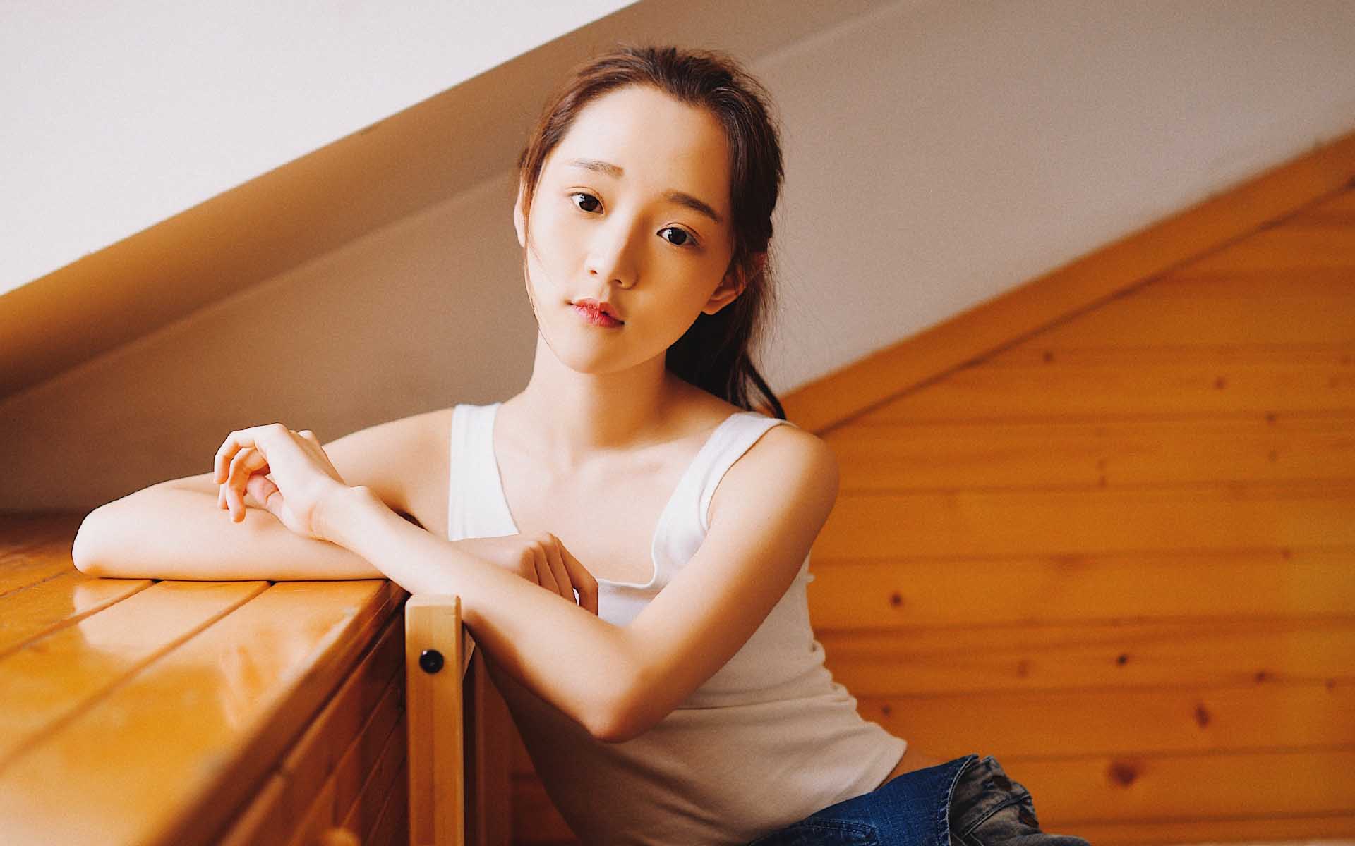 两个洞一起进好刺激h文|第一次男人这样触碰，李悦不自觉的叫了出来