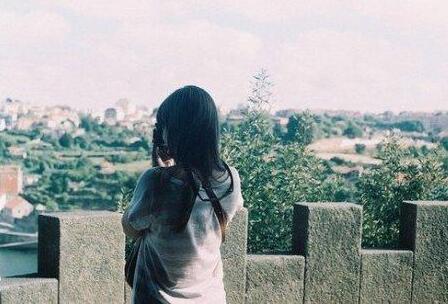 看透人心的悲凉句子 读到心酸！