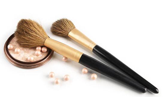 护肤品拆开多久不能用 护肤品过了保质期为什么不能用