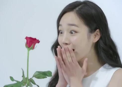 喜欢的人得不到  得到的不珍惜   都满是遗憾！