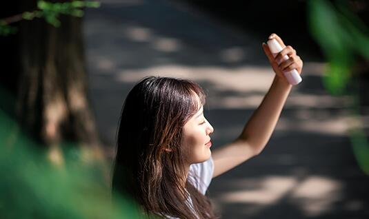 护肤先用隔离还是先用防晒 其实两者之前有这5大“区别”