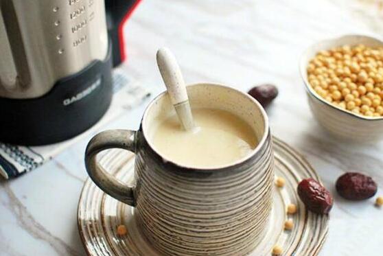 合理搭配多种食物 掌握这几招可解食物之毒