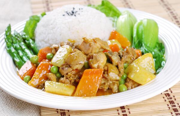 人一辈子平均吃7.5万顿饭 想健康按这四点吃 越早干预越好