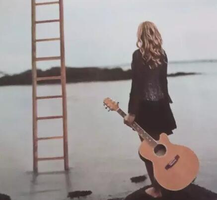 夏天孩子要多喝水 宝宝缺水的几个"信号"