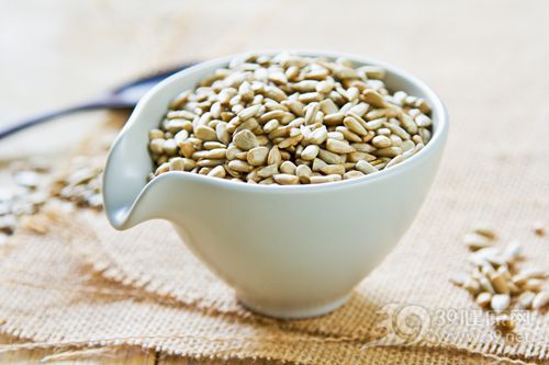 睡前10种食物  别碰一夜安眠