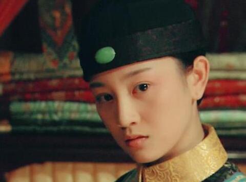 珍妃为何喜欢穿男装-晚清宫女说并非她愿意 其实她也很无奈