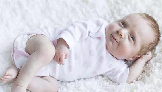 0-6岁宝宝的腿越直越好吗 妈妈们别犯错哦