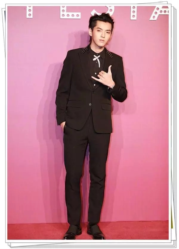 有一种痞帅叫吴亦凡的中分马尾头 比寸头还难驾驭