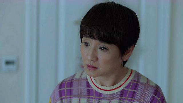 亲爱的 热爱的：饰演佟年妈妈的她曾是大火的邀月宫主，比章子怡出道还早