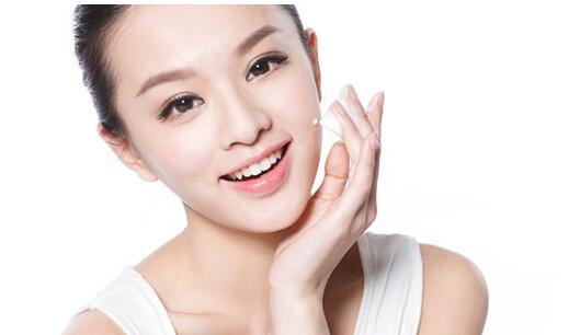 脸黑怎么才能变白 教你轻松变成白美人