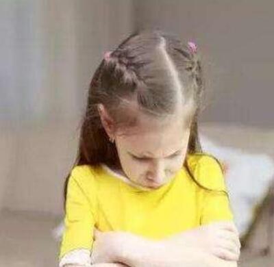 想要宝宝高情商 制止哭闹学问大 2招教你轻松应对