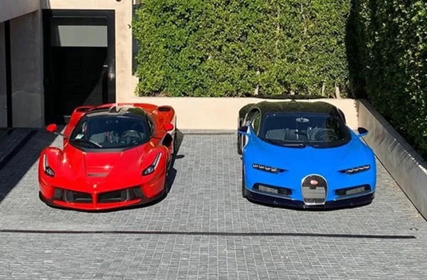 王思聪晒出新座驾 两辆限量超跑价值过亿 但背后豪宅才是真亮点