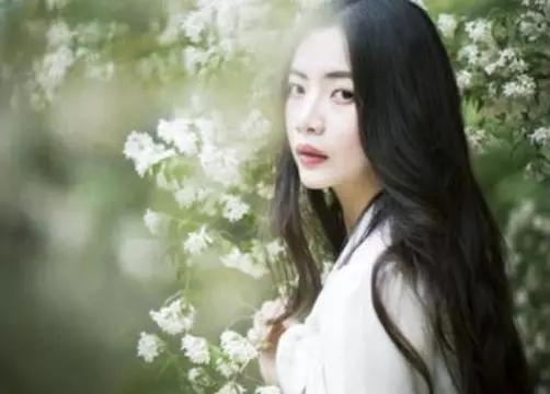 女人要明白有一种男人看似不爱你 其实真的很在意你