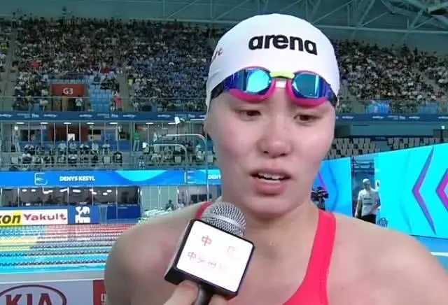 比赛出局含泪道歉 被质疑上综艺影响训练 傅园慧怎么就不能输了