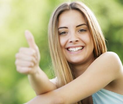 天气越来越热 让孩子光脚走路 这样到底好不好