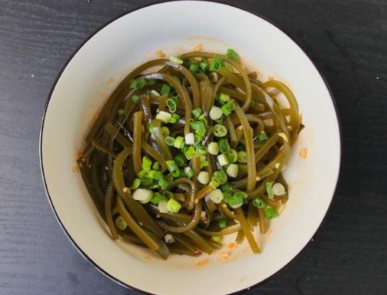 凉拌海带丝 海带丝煮多久口感更好 海带的功效与作用