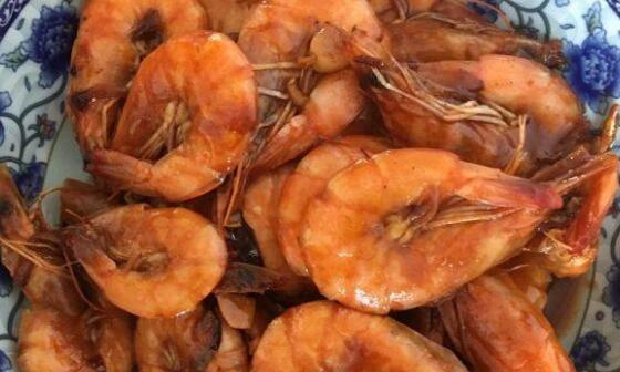 爆炒大虾怎么做的更好 吃虾不能和什么一起吃