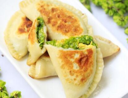 降火早餐榆钱鸡蛋盒子   网红早餐做法