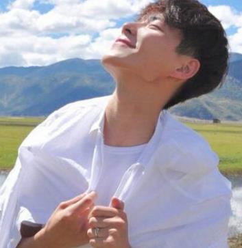 混世农民发家史 刘小贺 山村野小子志向比天高